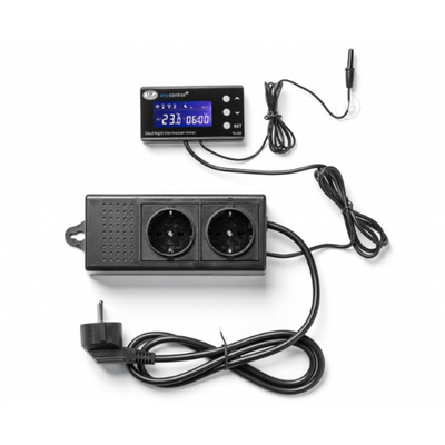 Ringder TC-220 termostatas su programuotoju